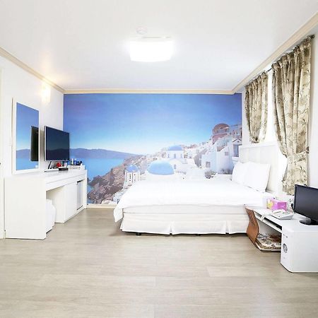 Songrim Motel Сокчо Екстериор снимка
